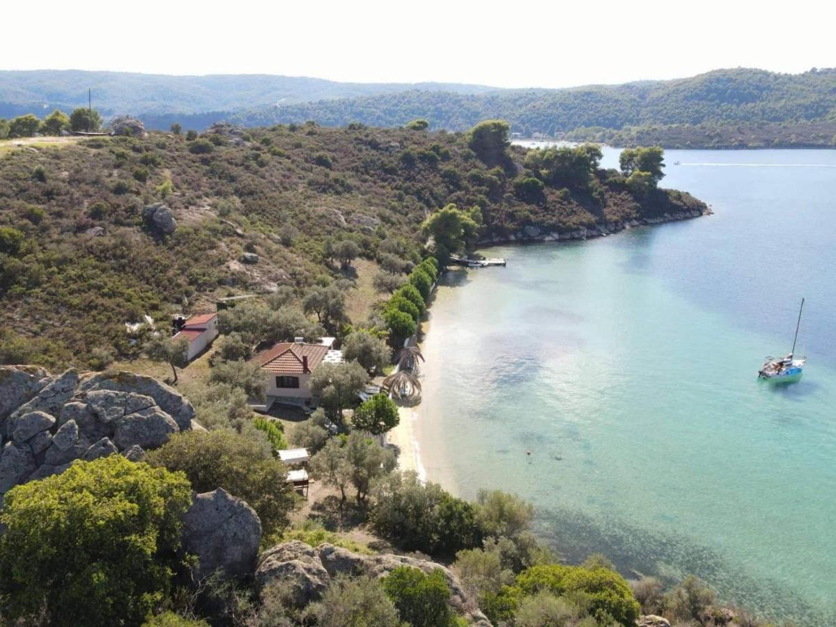 Beach House Onar Diaporos Екстер'єр фото