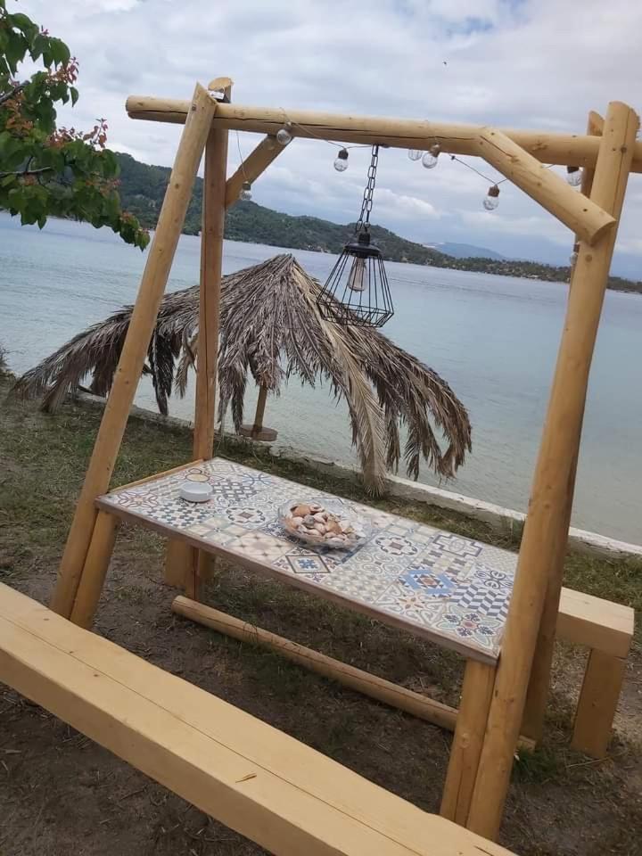 Beach House Onar Diaporos Екстер'єр фото